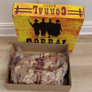 Corral Women's Tan Heeled Boots